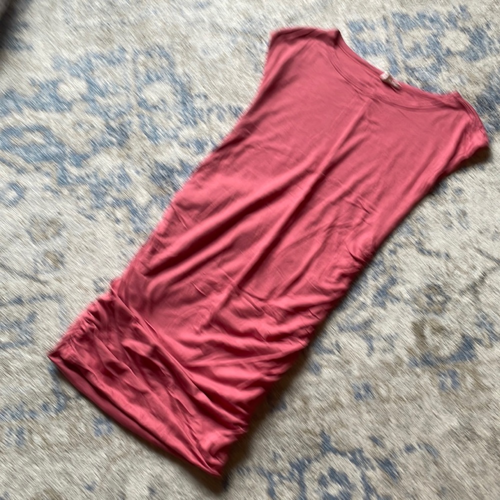 Pink Gap maternity tshirt dress